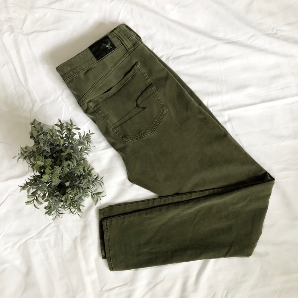 GREEN AMERICAN EAGLE PANTS